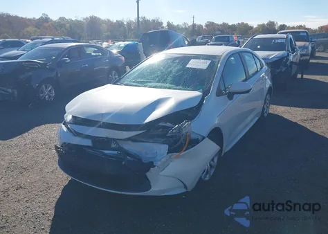 2020 Toyota Corolla Le z USA, uszkodzony, nr VIN 5YFEPRAE1LP060718